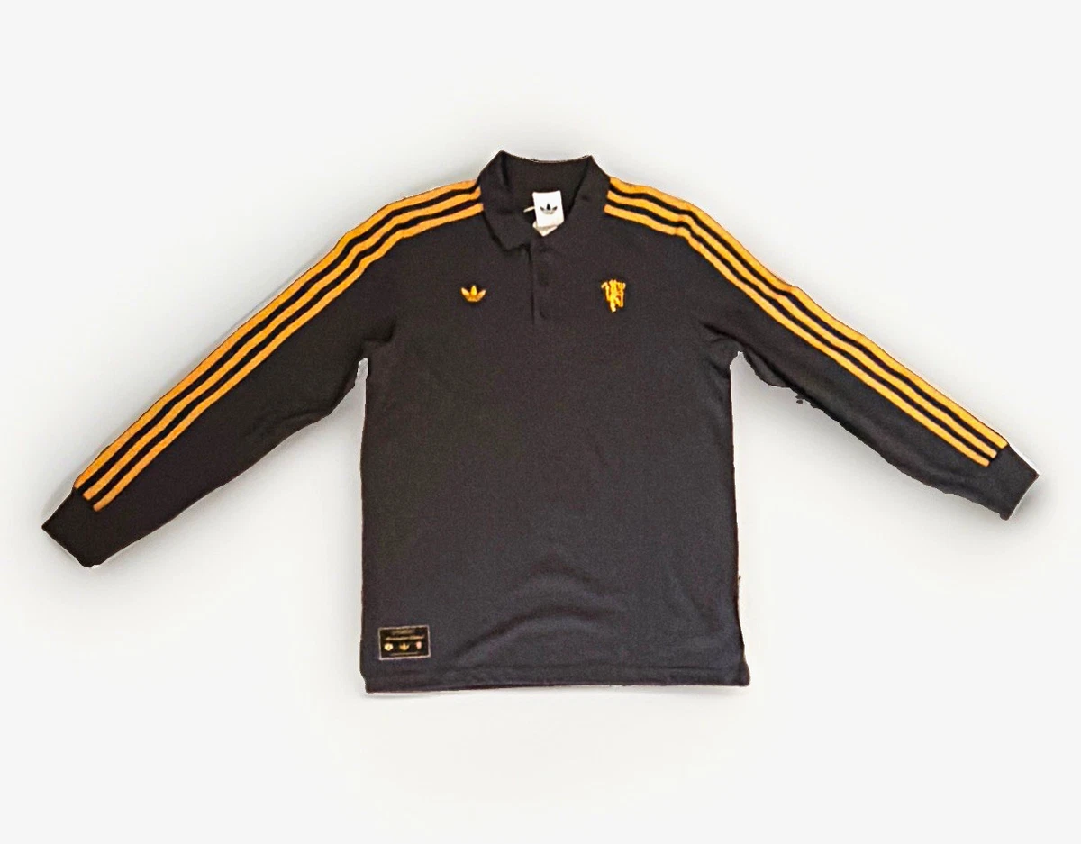 Manchester United Gold International Club Soccer Fan Apparel and