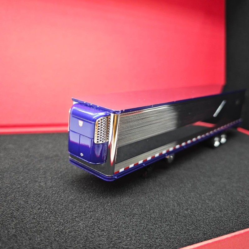 2025 596 1:64 Peterbilt Optimus Prime Truck Limited Edition Collector Car Set