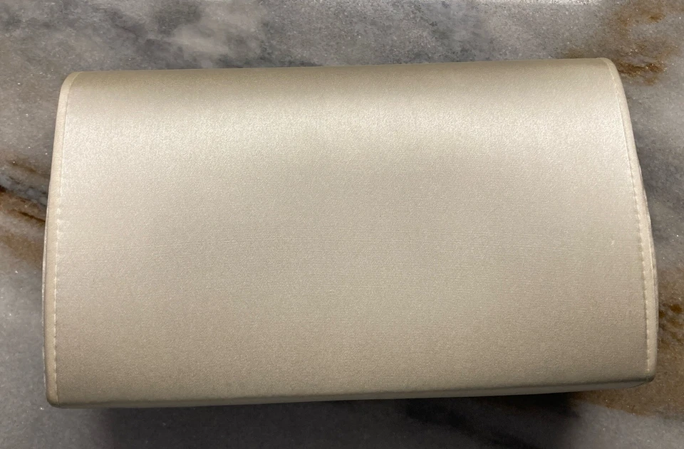 Bolso sin asas/cartera de seda pura Talbots hecho en China. Muy buen estado ~ Off White Foto 3 de 4