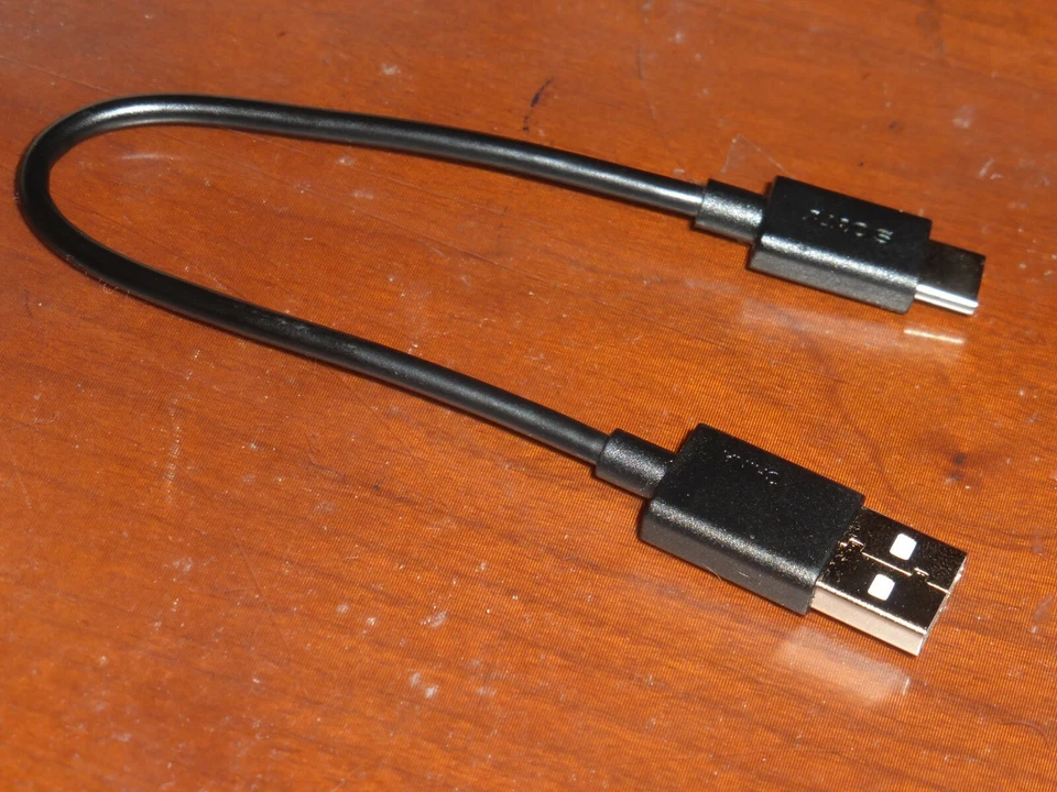 Cable de carga USB-C genuino Sony para WH-1000XM5 WH-1000XM4 WF1000XM3 Foto 2 de 3