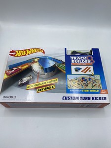 hot wheels track builder system custom turn kicker