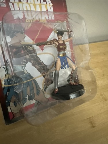 Eaglemoss - Wonder Woman Mythologies: Divine Armor Wonder Woman Figurine (#6) - Picture 4 of 4
