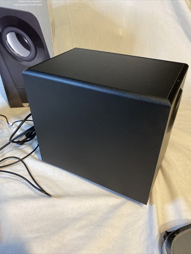 Logitech Z213 Compact 2.1 Multimedia Speaker System Black Music Computer Movies - 第 13/24 張圖片