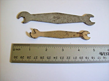 2 TYPEWRITER REPAIR WRENCHES thumbnail