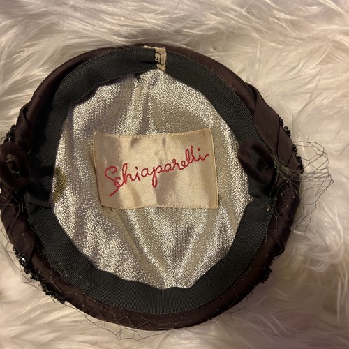 Cappello Schiaparelli Vintage Nero Satina Paillettes Made In France Velo Originale - Foto 6 di 9