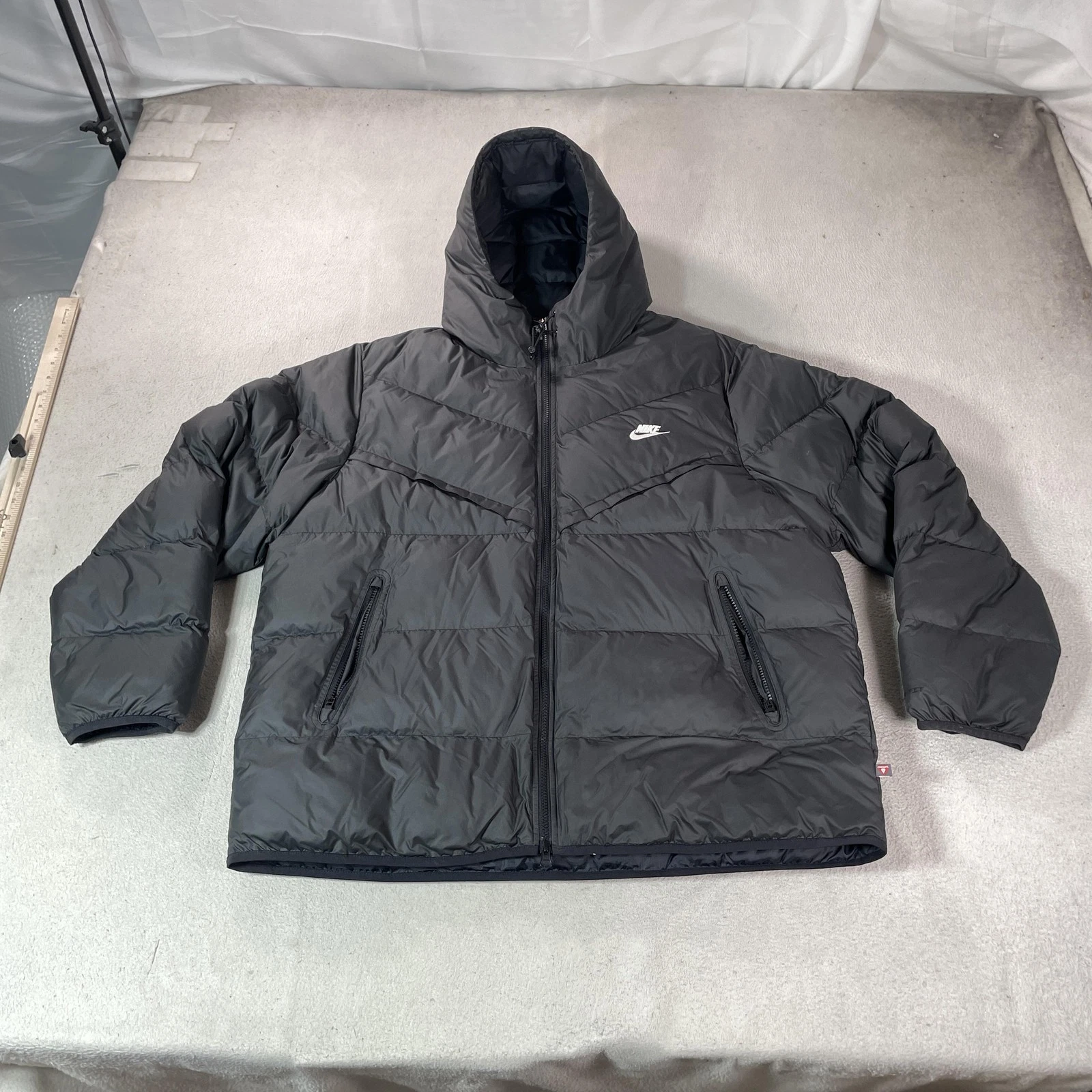 Nike Storm-FIT Jacket Mens 2XL Black Pinwheel Hood Puffer Insulated Coat Outdoor
Opens in a new wind