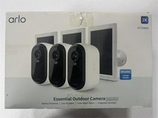 Arlo Essential Outdoor 2K Camera 2nd Gen 3-pack w/ Solar Panels VMK3350-1CCNAS