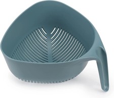 Triangular Colander, Food Strainer with Vertical Handle and Easy-Pour Corners