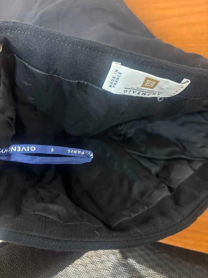 Vestido Givenchy Couture usado por Whitney Houston Foto 4 de 4