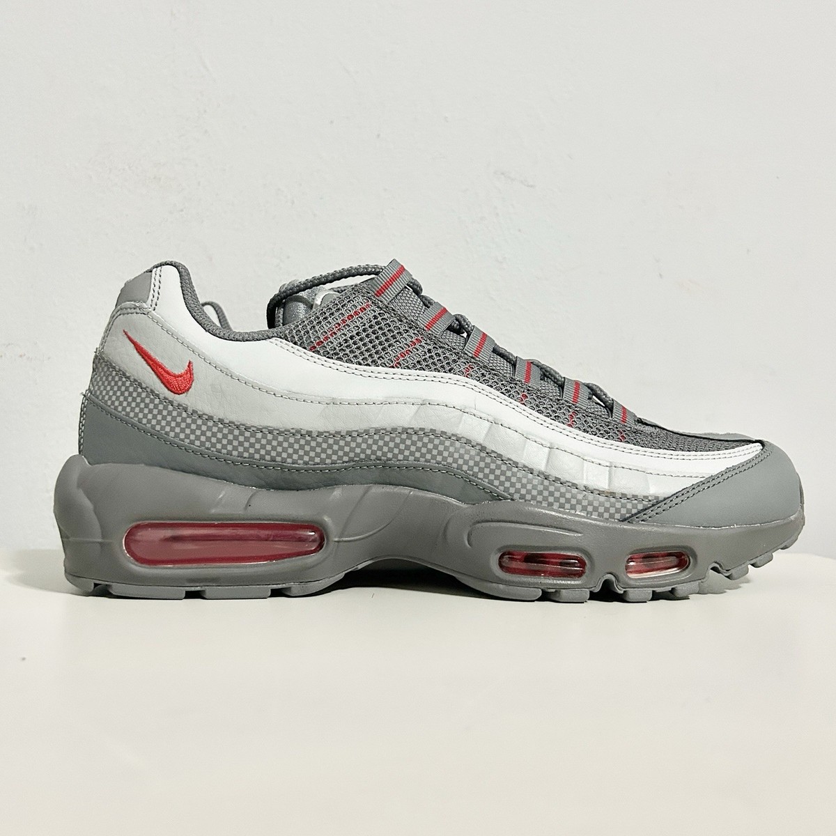 Nike Snkrs Nike Footwear Air Max 95 White Solar Red Nike Air Max