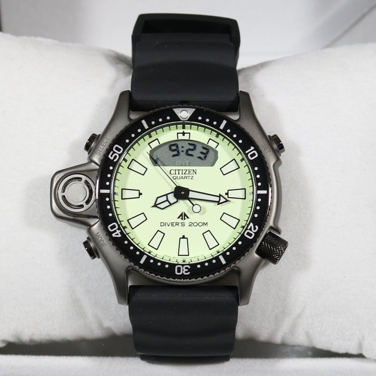 Citizen Promaster Aqualand Full Lume Dial Divers Watch Citizen Promaster Aqualand Full Lume Dial Divers Watch