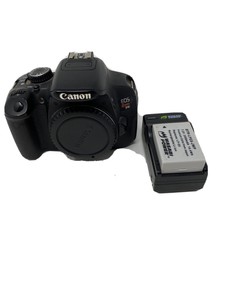 Canon-EOS-Rebel-T4i-BODY-amp-1-Battery-amp-Charger-sometimes-won-039-t-turn-off