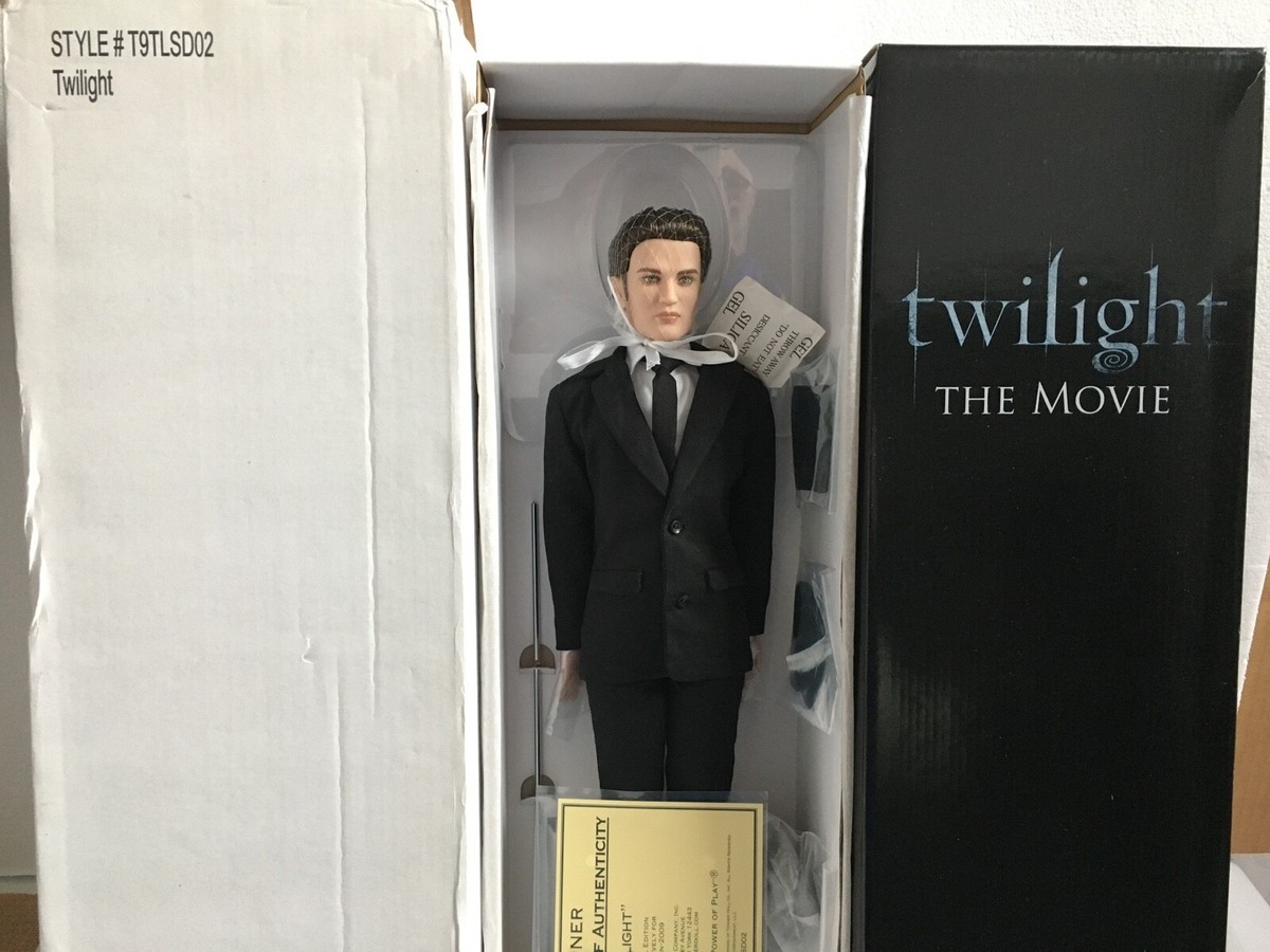 Twilight The Movie Doll Edward Cullen Tonner 2009 T9TLSD02 NRFB