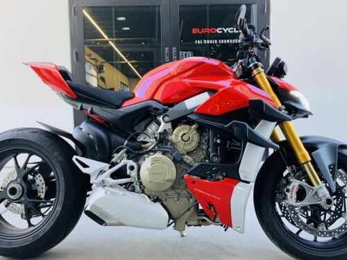 2021 Ducati Streetfighter V4 S Ducati Red