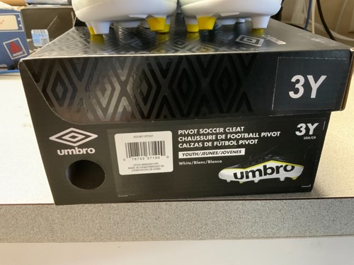 Umbro Pivot Soccer Baseball Sport Cleat Youth White/Yellow/Black New in Box - Picture 12 of 18