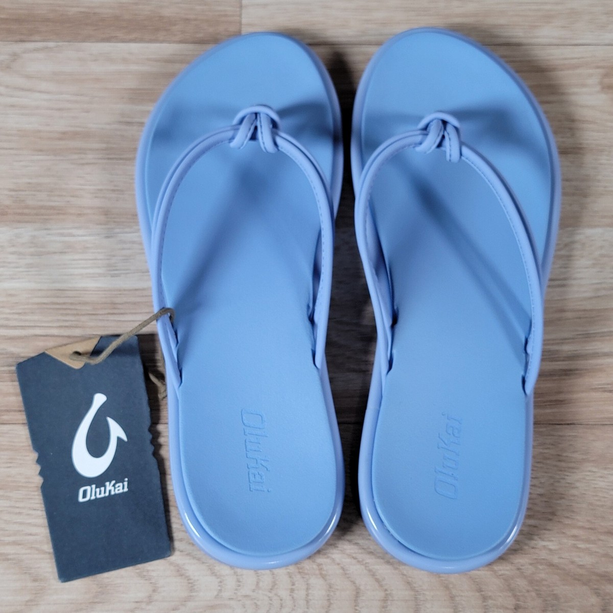 OluKai AKA Sandals Womens Size 7 Cloud Blue Beach Slippers Flip