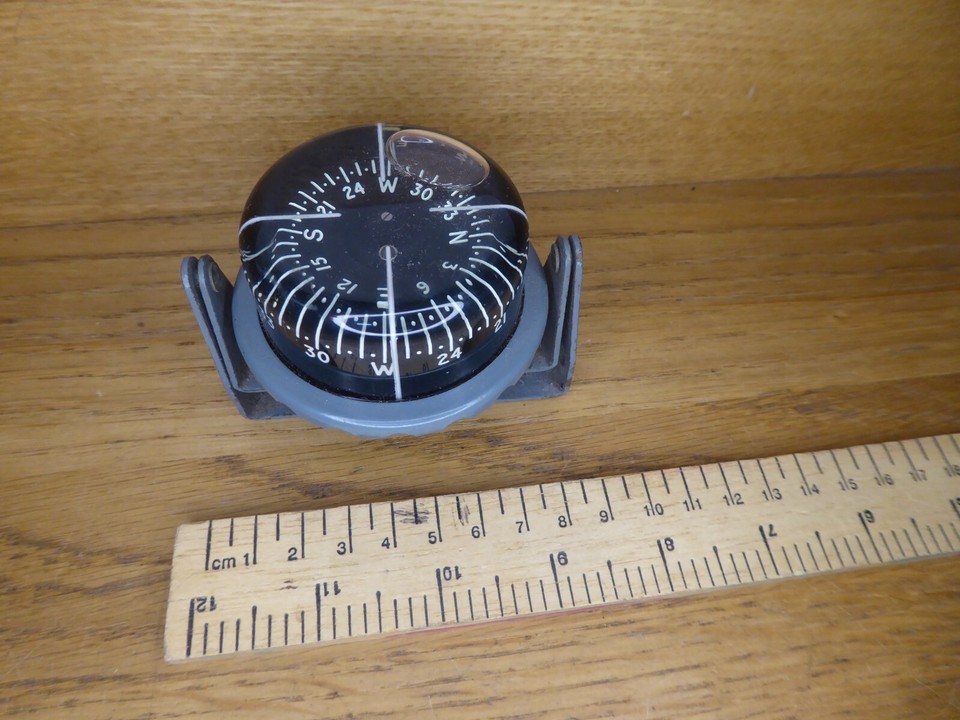 Vintage Sestrel Boat Compass . Small Sestrel Marine Compass on mount. 5