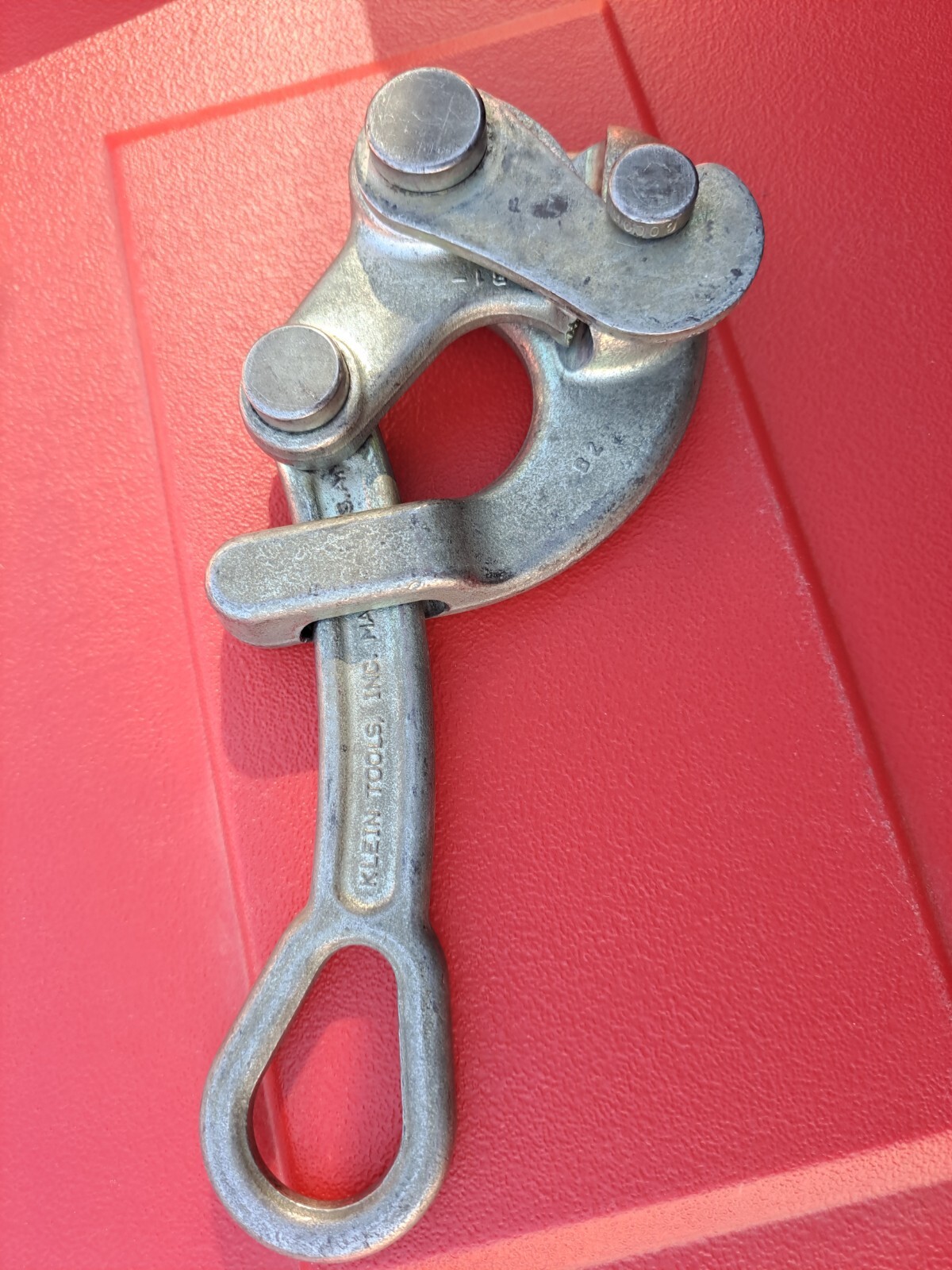 Klein Tools, Inc. 160420L Haven's Grip Cable Puller Made In USA eBay