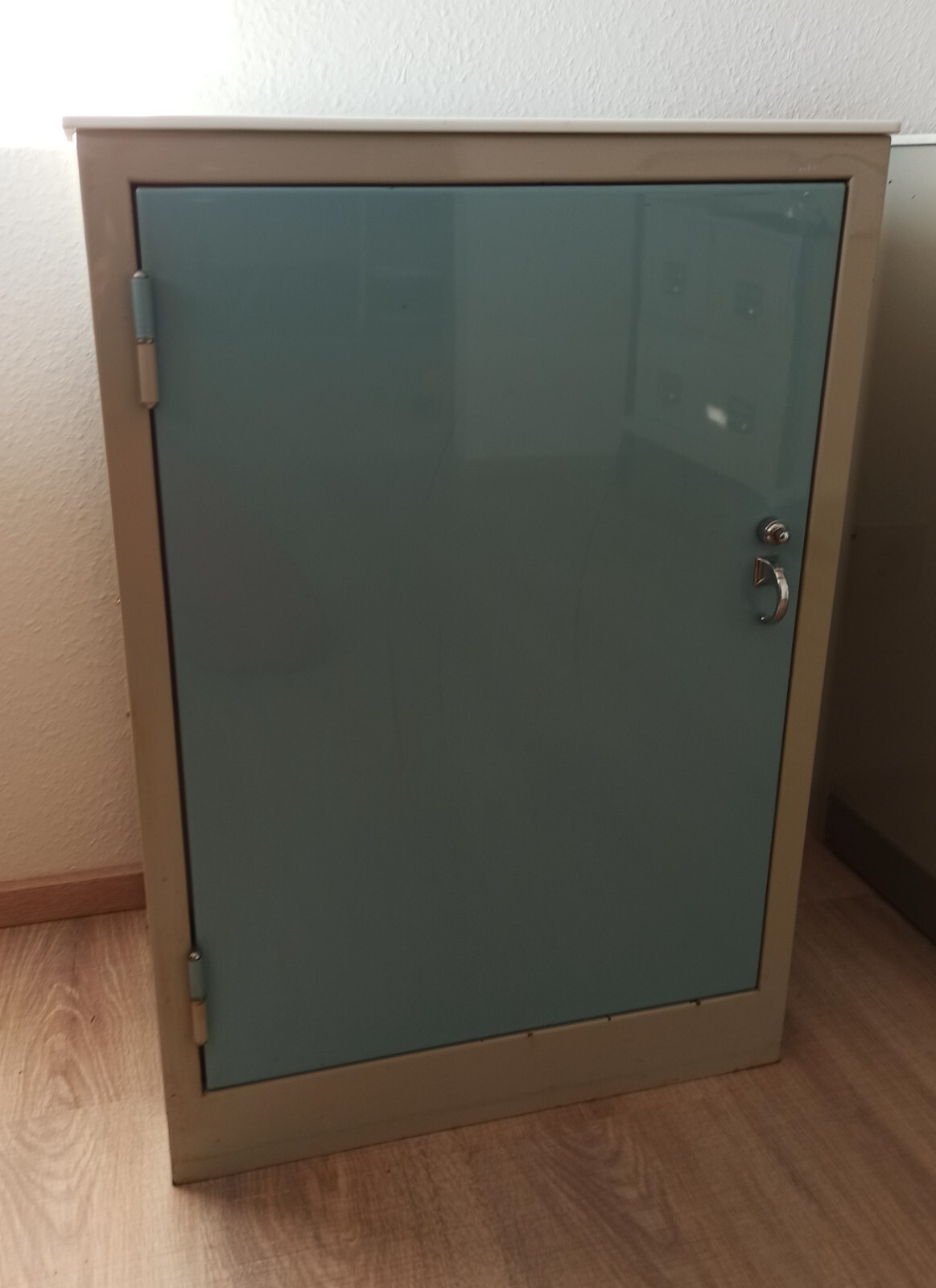 Bild 2 von 9