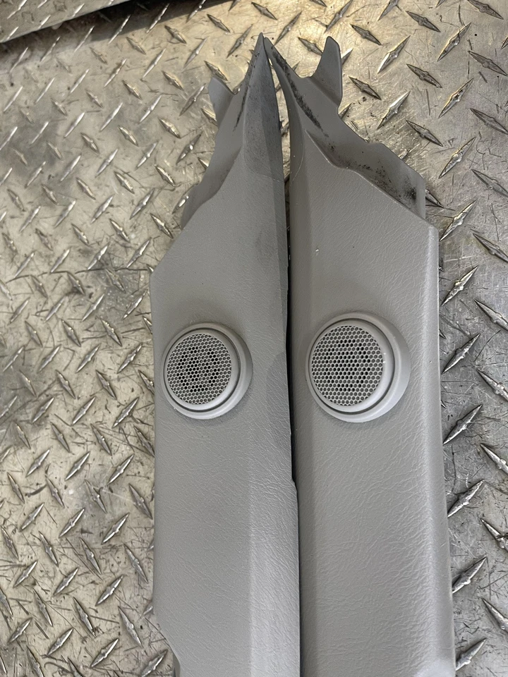 Nissan Frontier A Pillar Trim 2003-2004 gris diestro probado OEM Foto 2 de 4