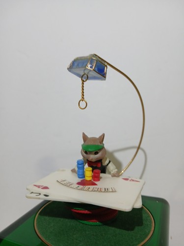 Vintage Enesco Music Box Mice N Dice Casino Coin Op The Entertainer Dealer Works - Picture 7 of 24