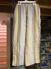 Kate Hill Women's Casual Pants. Size Small. Some Minor Pulls.
