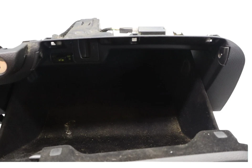 11-13 Hyundai Equus SIG tablero delantero guantera compartimento negro 84510-3N000 OEM Foto 4 de 4