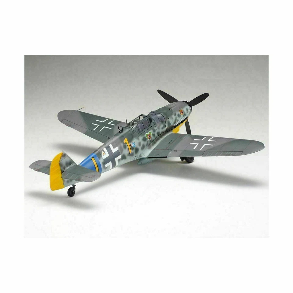 Tamiya 61117 Messerschmitt Bf109 G-6 Kit Montaggio 1/48 - Immagine 3 di 4