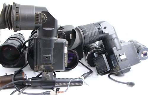 HUGE BUNDLE! SONY FUJINON TAMRON JVC VIEWFINDERS MOVIE LENSES CAMCORDERS - Picture 19 of 21