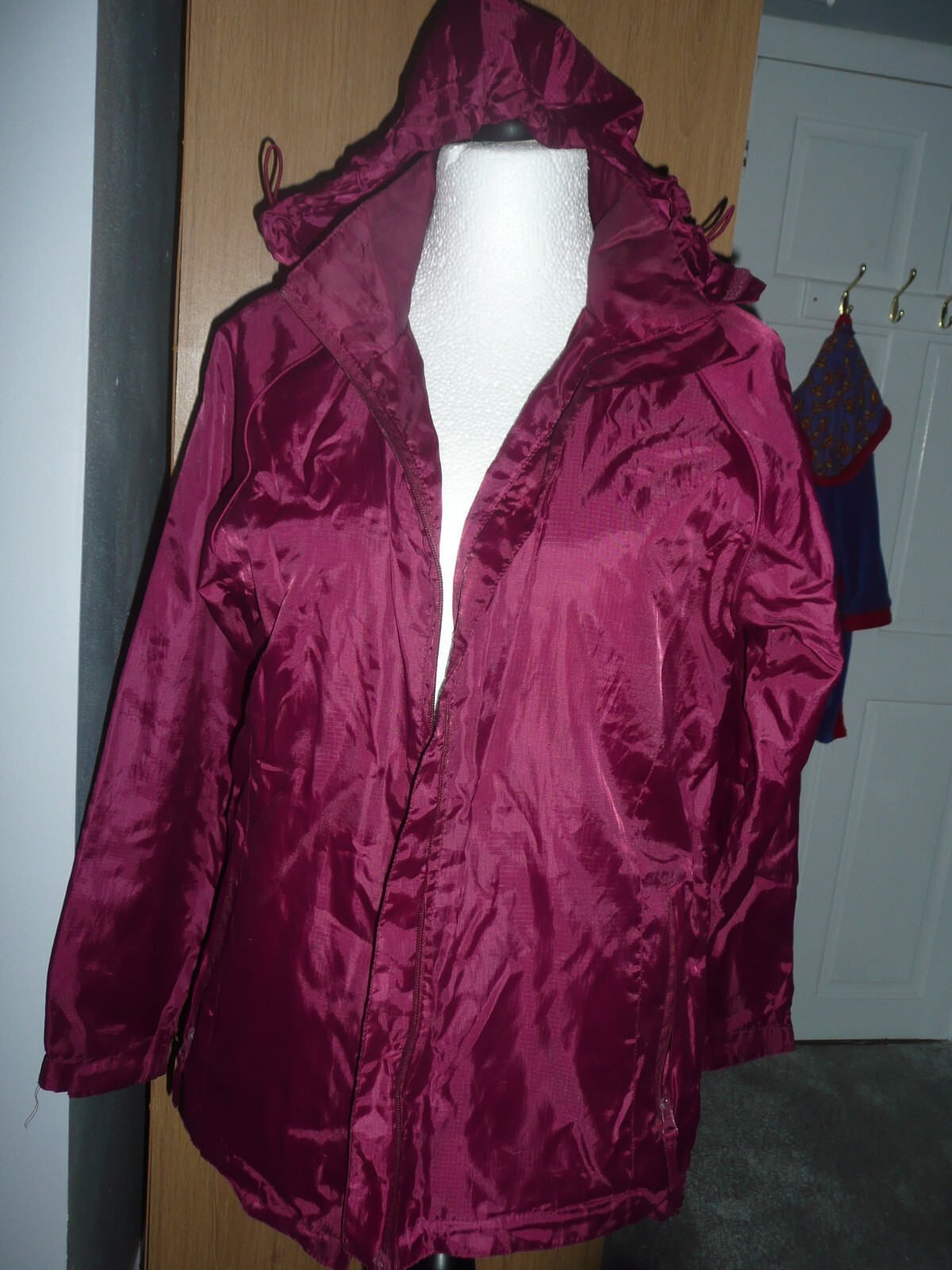 MILLETS SHOWERPROOF COAT SIZE LARGE eBay