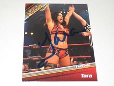 FUTURE WRESTLING HALL OF FAMER WOMANS CHAMPION VICTORIA,TARA AUTOGRAPH CARD COA 