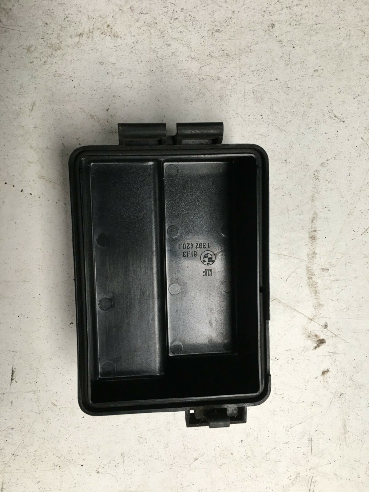 genuine-bmw-e32-e34-relay-fuse-box-cover-1382420-9-ebay
