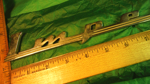 BN50 Imperial Fender Rear Emblem Vintage Script 1951-3 IMPERIAL CUSTOM CHRYSLER - Picture 2 of 7