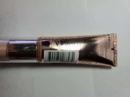 Revlon Photoready Candid Glow Moisture Glow Anti-Pollution Foundation #440 (3) - Picture 3 of 5