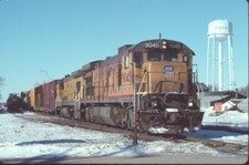 UP 9045 C36-7 PESHTIGO WI (UNION PACIFIC) ORIGINAL SLIDE 02-29-96 T1-12