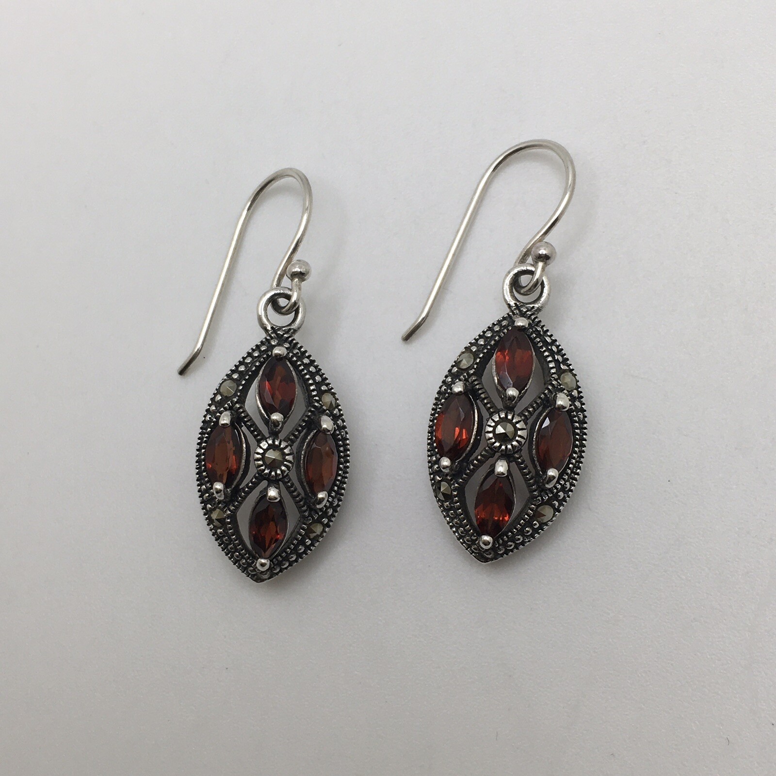 925 Sterling Silver Vintage Victorian Red Stone Marcasite Drop Hook Earrings #46