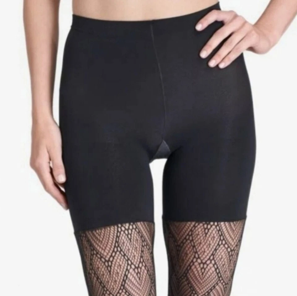 Medias de red moldeadoras de corazón a corazón SPANX muy talla A nuevas Foto 4 de 4