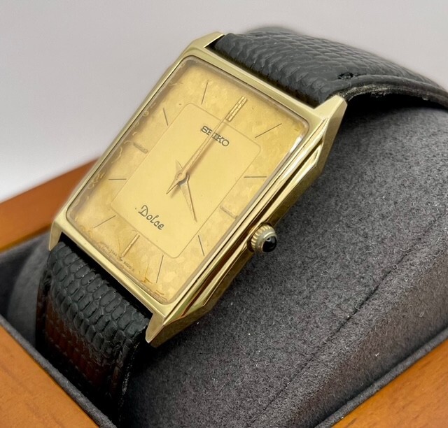 SEIKO Dolce-Exquisite ゴールド レザー Seiko DOLCE Quartz 08/1981 WARRANTY Gold plated d'oro dress