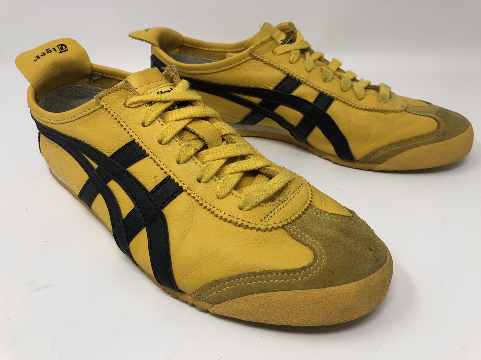 yellow asics trainers kill bill