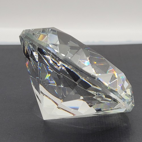 DIAMOND SHAPED Sparkling PAPERWEIGHT Clear Faceted Glass - Picture 11 of 22