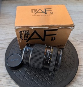 *NIKON AF NIKKOR : 35-70mm 1:2.8D ZOOM LENS* Boxed