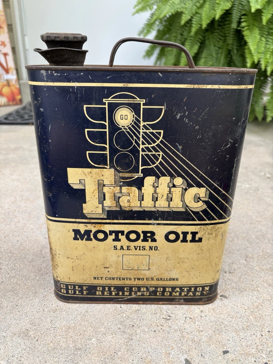 25+ Gulf In Collectible Gas & Oil Advertising Cans And Buckets for
