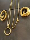 ⭐️VTG. Anne Klein Gold Jewelry Lot Necklace Pendant 2 Pins Broaches Quality Work — photo 2