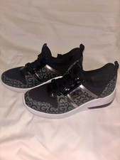 GBG Los Angeles Black/Gray Logo  Sneakers Wom...