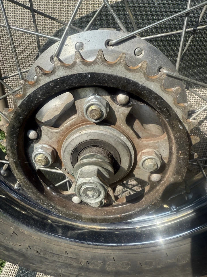 Honda CB250 Nighthawk 99 1999 buje de llanta trasera Foto 4 de 4