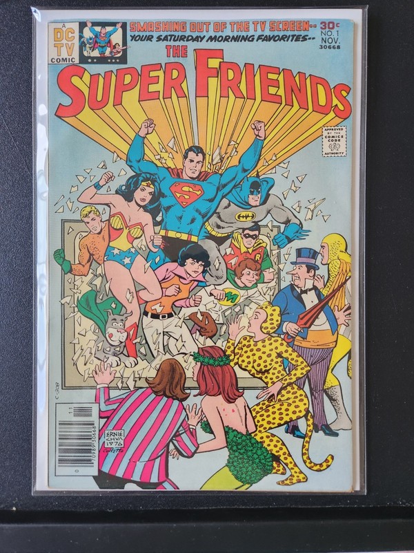 Super Friends Lot (6 comics) #1, 17, 24, 28, 31, & 43 Various Grades