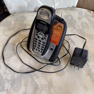 Uniden DC746 Cell Phone