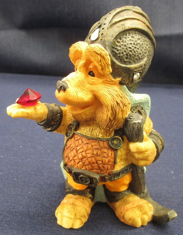 VINTAGE FANTASY WIZARD DOG FIGURE HOLDING RED CRYSTAL BOWEN RESIN HAND PAINTED