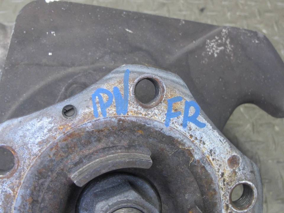 Porsche 911 996 Boxster 1999-2004 tracción trasera eje delantero derecho nudillo cubo rueda Foto 2 de 4