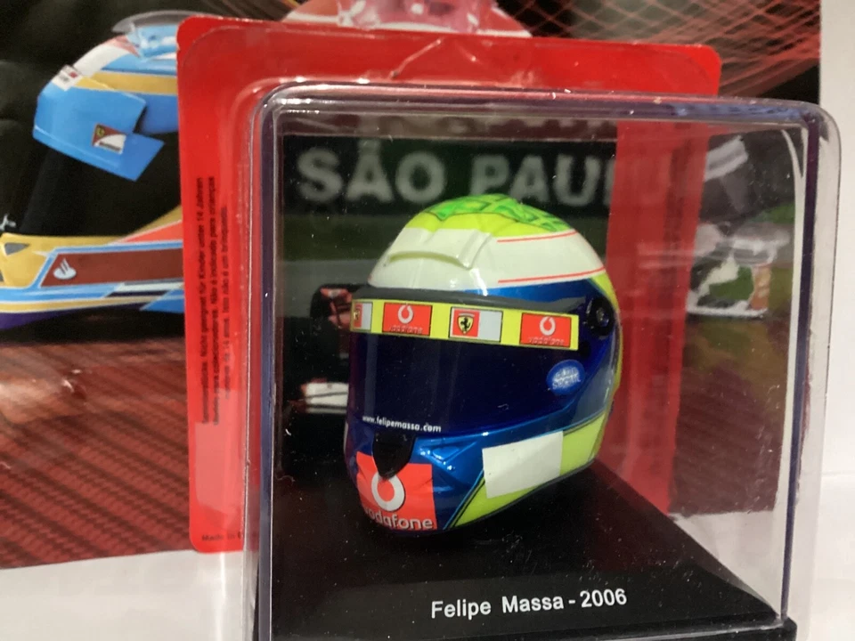 Caschi piloti  Ferrari FELIPE MASSA 2006   1:5,  Die-cast nuovo in teca - Immagine 2 di 4